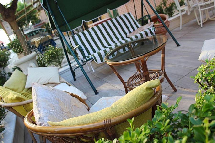 Hotel Mauri Marebello Екстер'єр фото